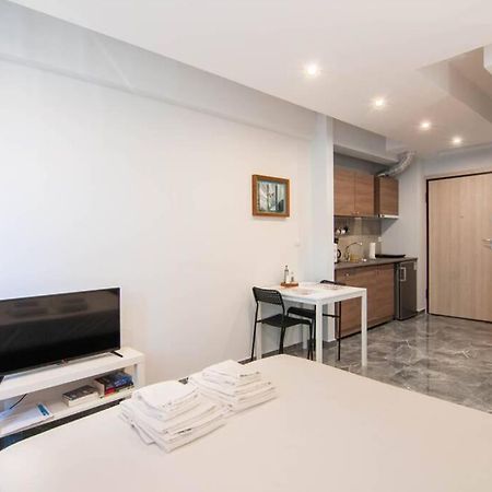 Cosy Studio For 2 People In The City Center Apartment Атина Екстериор снимка