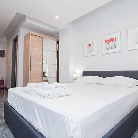 Cosy Studio For 2 People In The City Center Apartment Атина Екстериор снимка