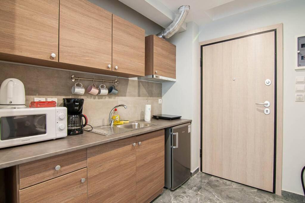 Cosy Studio For 2 People In The City Center Apartment Атина Екстериор снимка
