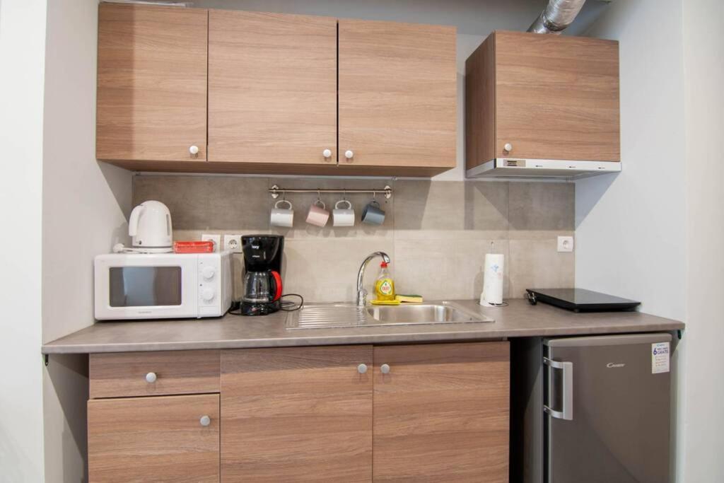 Cosy Studio For 2 People In The City Center Apartment Атина Екстериор снимка